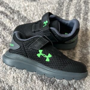 Under Armour Boys Tennis Shoes
